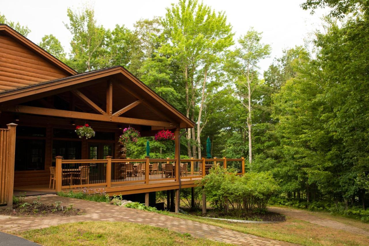 The Rockwell Lake Lodge Luther Eksteriør billede